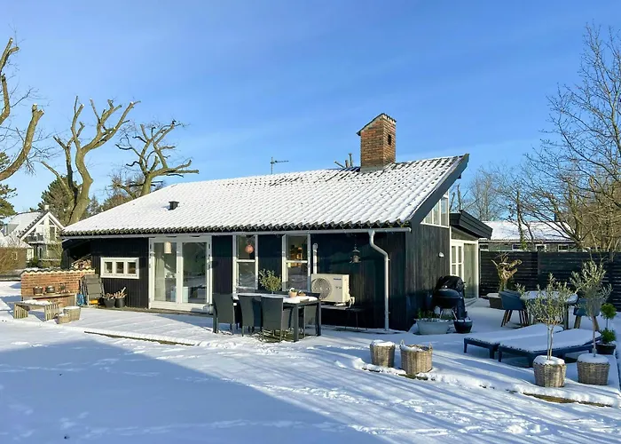 Ferienhaus Architect-designed By The Water *